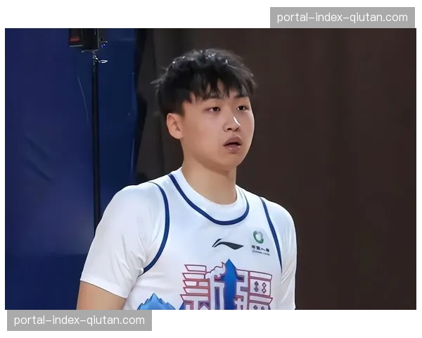 新生代央视主持人在CBA总决赛解说中暴露专业素养问题