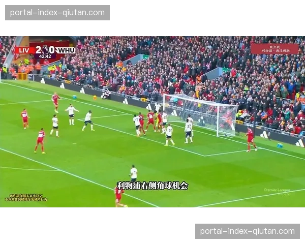 VAR长时间介入,判定西汉姆联进球无效,伦敦碗主场嘘声四起。 VAR长时间介入,判定西汉姆联进球无效,伦敦碗主场嘘声四起。